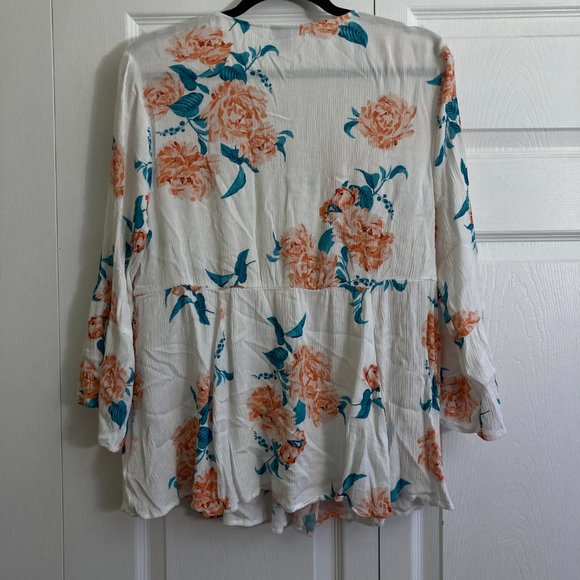 Torrid Floral Women's Shirt Blouse Gauze Plus Size 1XL White Pink Bohemian Boho - Picture 3 of 4